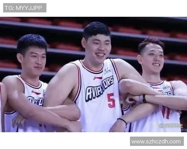 深圳篮球队与广州篮球队赛后战术分析与关键表现回顾 深圳篮球队与广州篮球队赛后战术分析与关键表现回顾